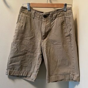 Mens khaki shorts - waist 28